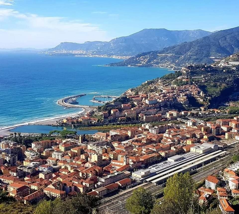 Tuffonelblu Lägenhet Ventimiglia Exteriör bild